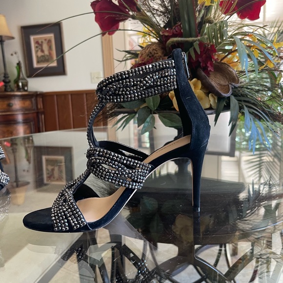 🌺RETAIL PRICE $120🌺WORN ONCE/LIKE NEW🌺FLAWLESS PREOWNED ANTONIO MELINI HEELS - Picture 2 of 5